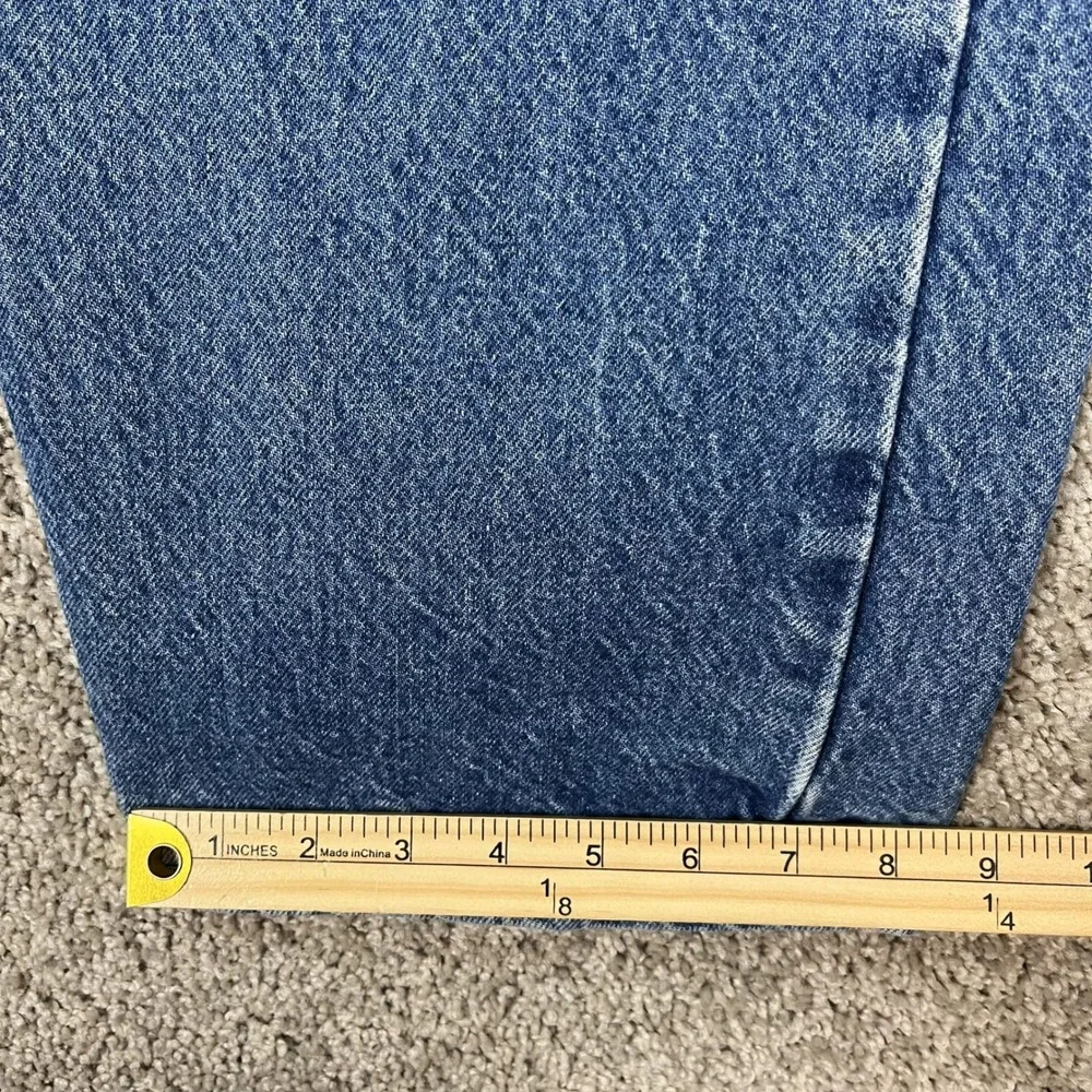 Carhartt Jeans Men 48x30 Medium Wash Denim Straight Leg 5 Pocket Relaxed Fit EUC